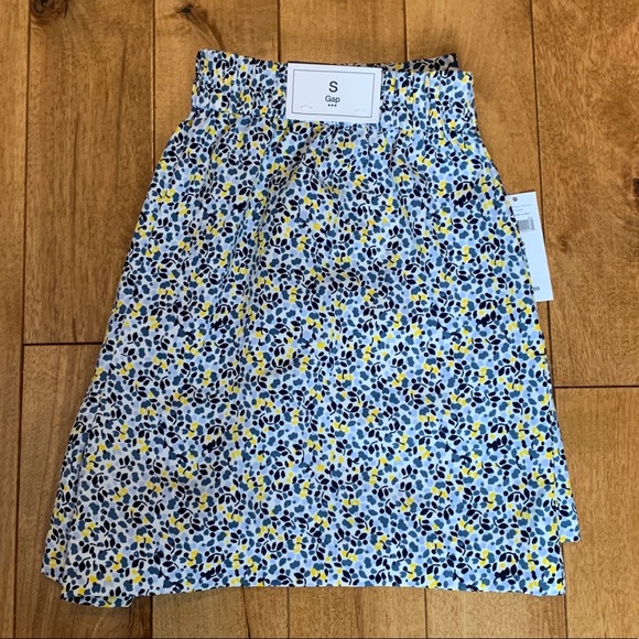 Gap floral high-waisted shorts - Picture 3 of 7